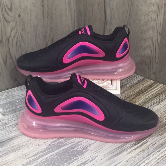 Nike Air Max 720 black/black-pink blast Men’s Shoe Nike Air Max 720 black/black-pink blast Men’s Shoe